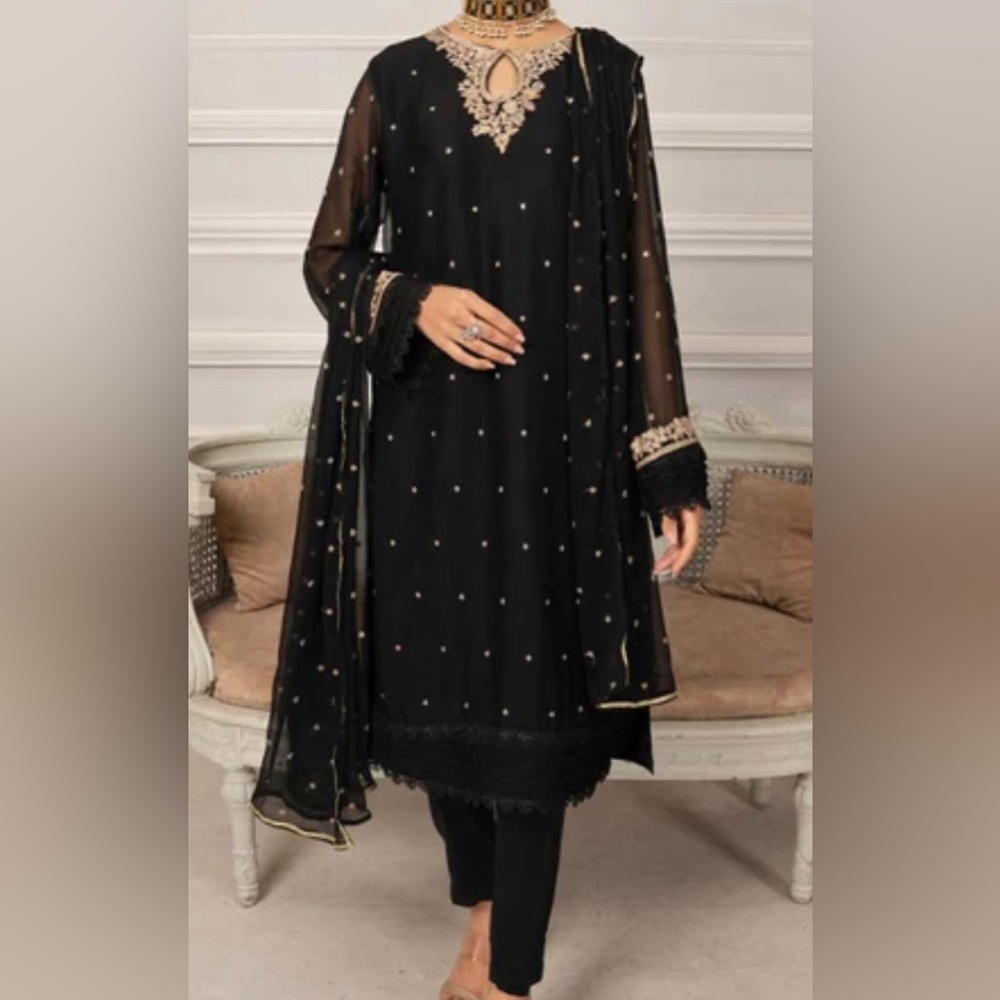 Black & Gold Kurta Laam - Size Small